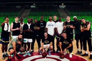 当“西游”遇到NBA球星；杰威在中国的“老友记”